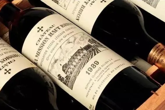 沧州世界顶级红酒瑰宝：美讯酒庄干红葡萄酒的传奇之旅