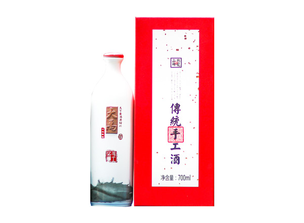 沧州抱龙山牌大禹黄酒回收大禹二十年陈酿手工冬酿20年传统手工酒